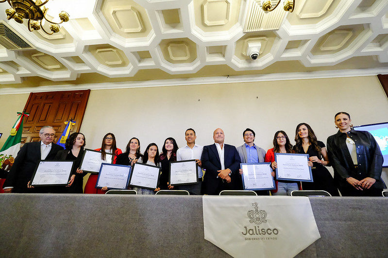 Entregan Premio Estatal a la Juventud Jalisco 2022 a las y los jóvenes ejemplares en el estado