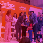 EC_1105_Destacada_Entrega_Pablo_Lemus_apoyos_para_estancias_infantiles